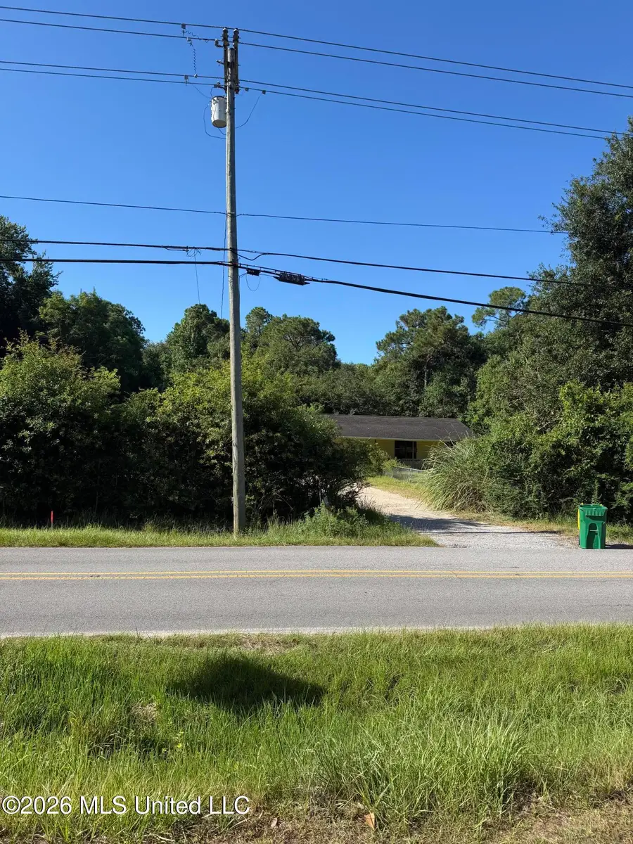 8120 Daisy Vestry Road, Biloxi, MS 39532 - #2