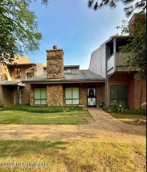 5125 Old Canton Road, Jackson, MS 39211