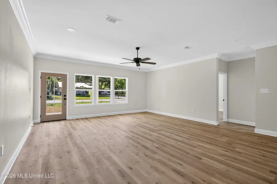 522 Main Street, Ocean Springs, MS 39564 - #3