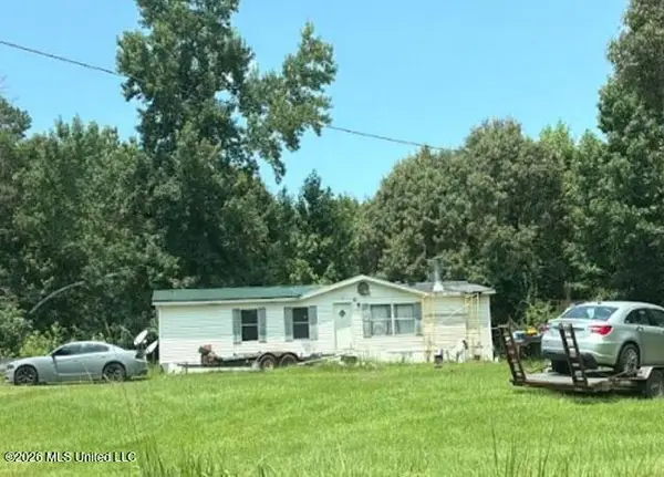 537 Zion Hampton, Collinsville, MS 39325