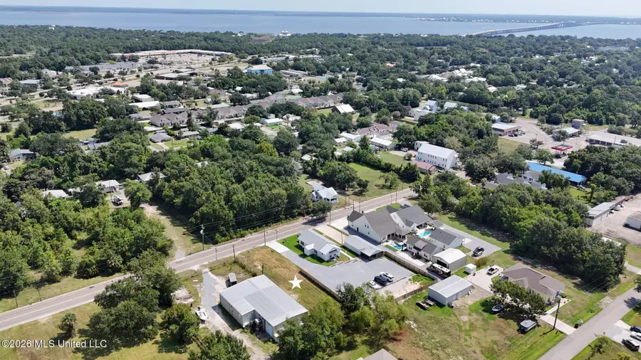 526 Main Street, Bay Saint Louis, MS 39520 - #2