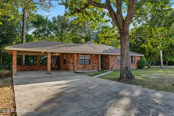 139 Ridgeview Drive, Carriere, MS 39426
