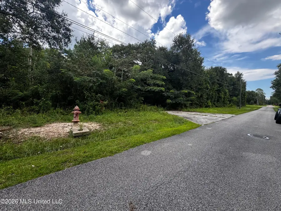 601 Brown Avenue, Waveland, MS 39576 - #3