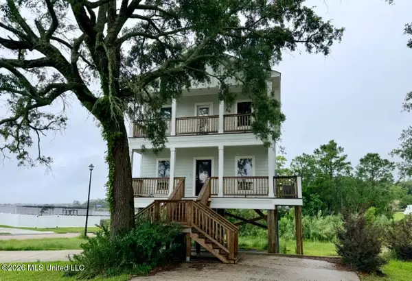 759 Baybreeze Drive, Biloxi, MS 39532