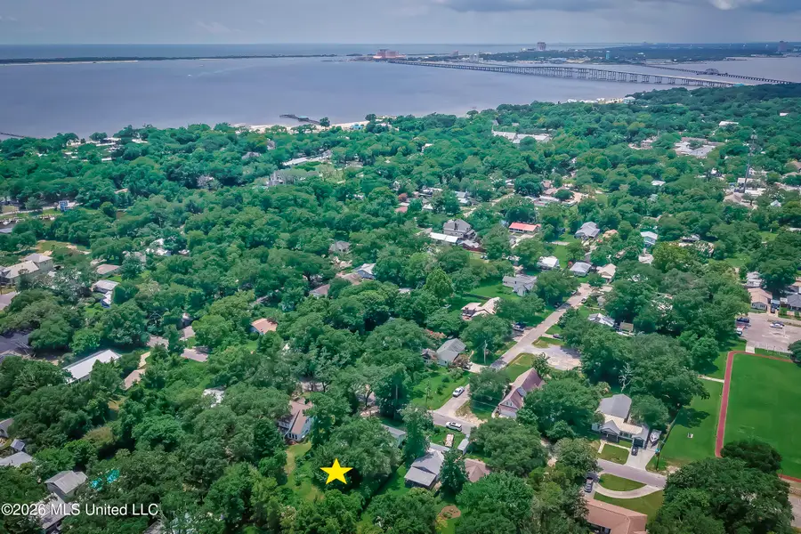 414 General Pershing Avenue, Ocean Springs, MS 39564 - #3