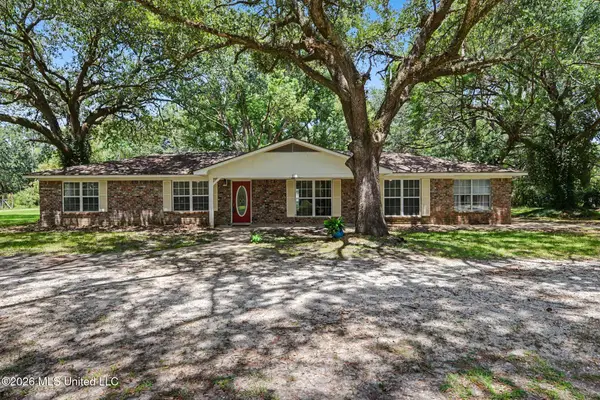 9121 Prairiebrook Road, Moss Point, MS 39562