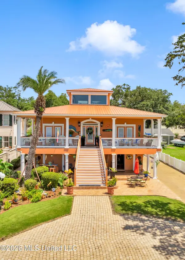 1456 Beach Boulevard, Biloxi, MS 39530