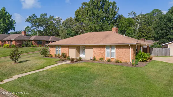 37 Sunline Drive, Brandon, MS 39042