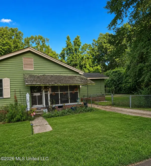 2830 Enochs Street, Jackson, MS 39213
