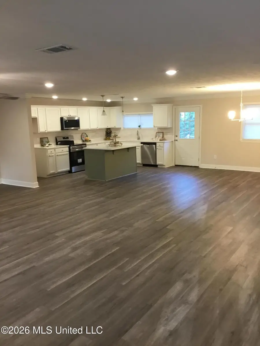 3579 Dry Grove Road, Crystal Springs, MS 39059 - #2