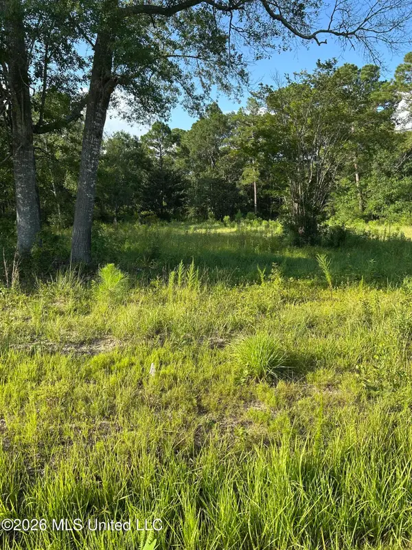 Woolmarket Road, Biloxi, MS 39532
