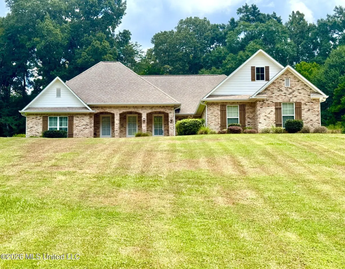 11 Country Squire Road, Natchez, MS 39120 - #1
