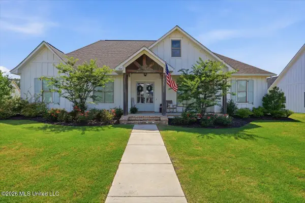 1001 Crepe Myrtle Drive, Brandon, MS 39047