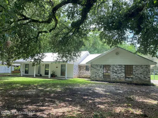 1119 S Beech Street, Picayune, MS 39466