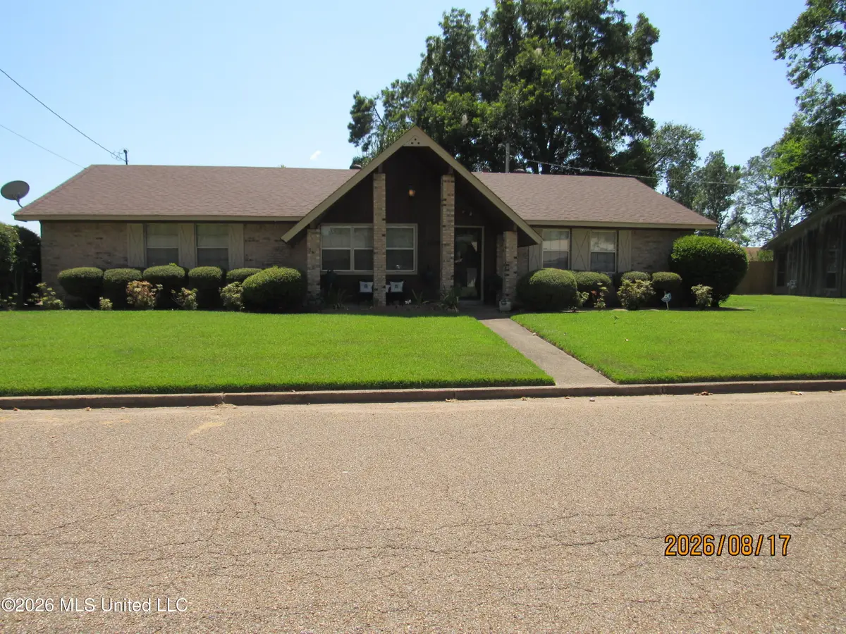 2345 E Clubview Circle, Yazoo City, MS 39194 - #1
