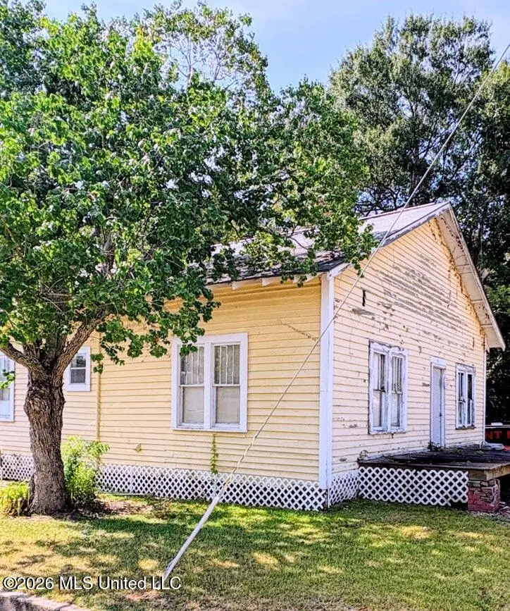 106 S Strahan Street, Poplarville, MS 39470 - #1