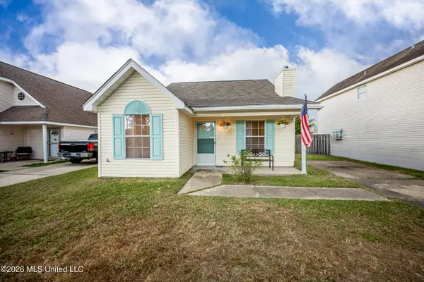 4631 Laurelwood Drive, D'Iberville, MS 39540