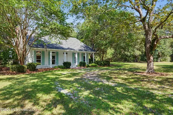 5526 Lancaster Lane, Pass Christian, MS 39571