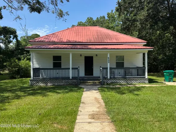 6209 Elder Ferry Road, Moss Point, MS 39563