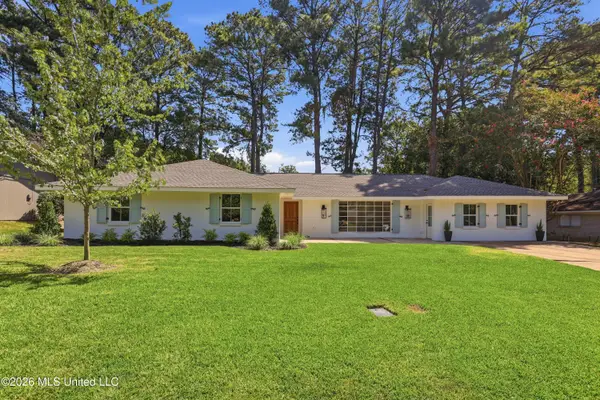 5326 Balmoral Drive, Jackson, MS 39211