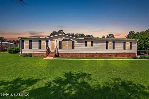 19561 Lennis Cuevas Road, Saucier, MS 39574