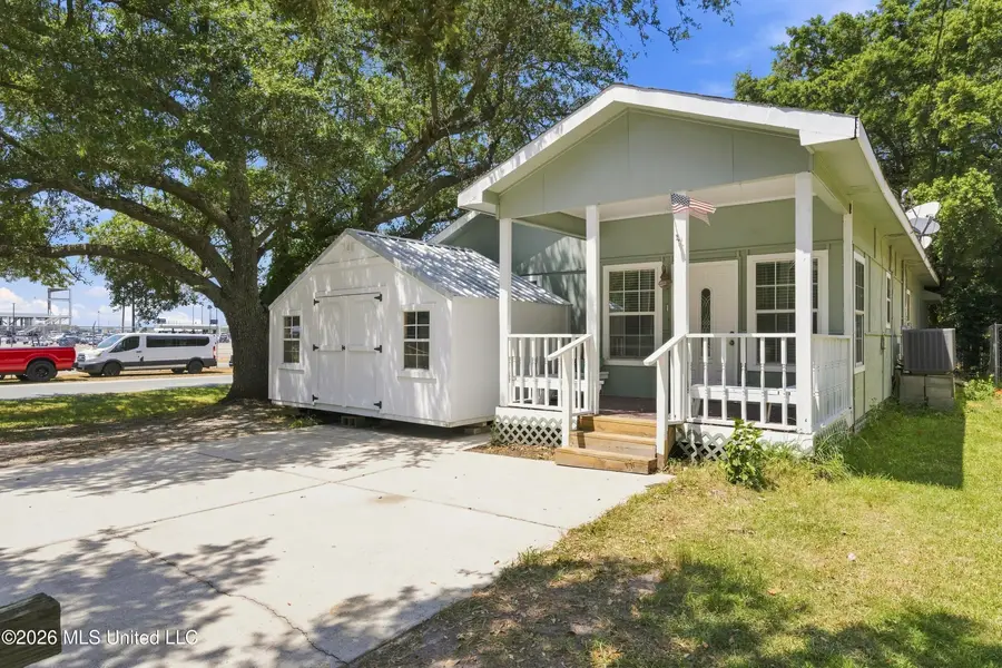 615 Mckinley Avenue, Pascagoula, MS 39567 - #2