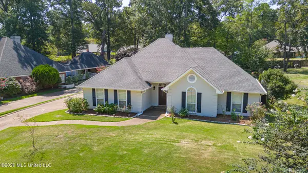313 Autumn Crest Drive, Ridgeland, MS 39157