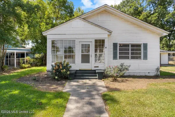 404 Dubose Street, Ellisville, MS 39437