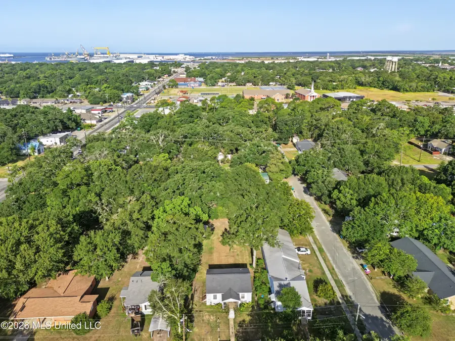 1915 9th Street, Pascagoula, MS 39567 - #2