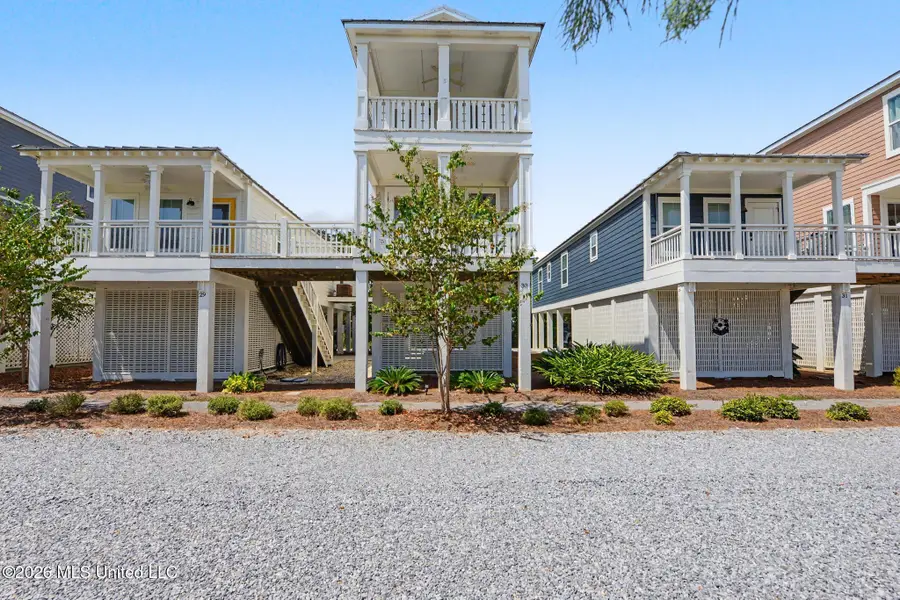 215 E 2nd Street, Pass Christian, MS 39571 - #3