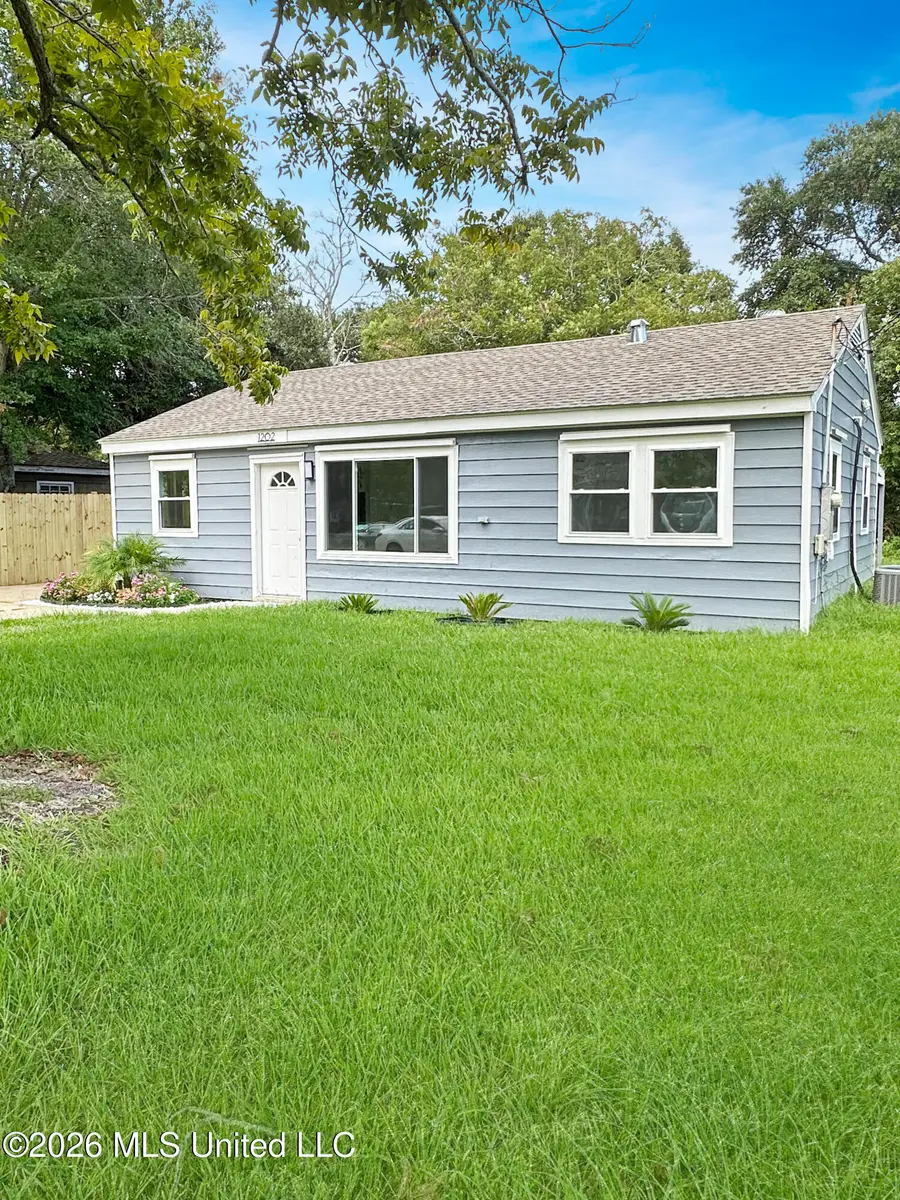 1202 13th Street, Pascagoula, MS 39567 - #2