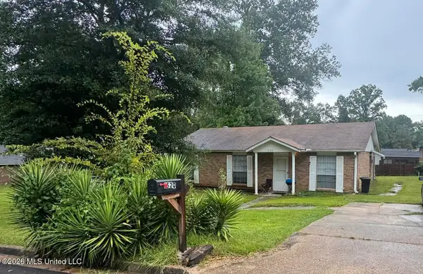 1520 Cedar Pine Drive, Jackson, MS 39212