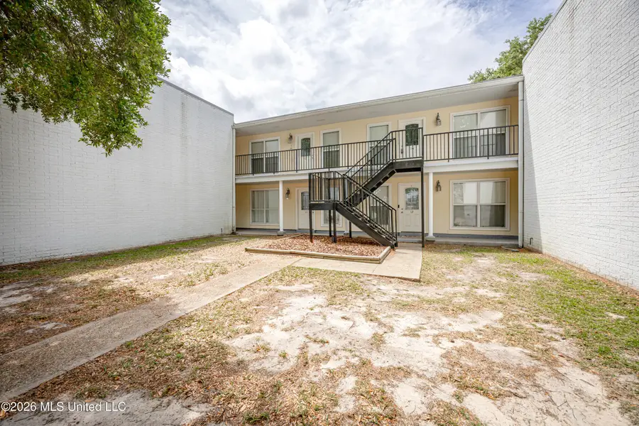 3230 Cumberland Road, Ocean Springs, MS 39564 - #3