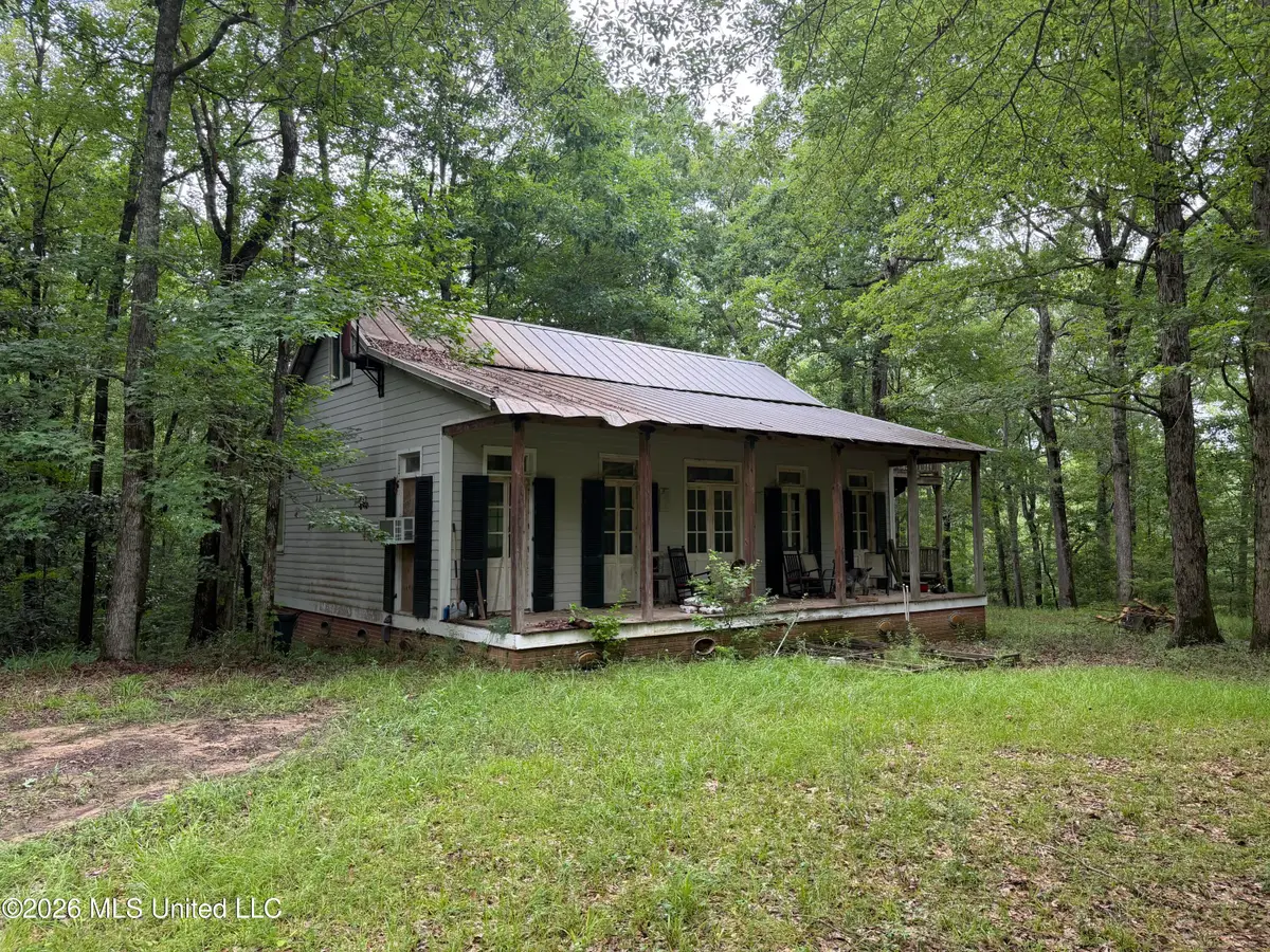 112 Lake Louise Drive, Florence, MS 39073 - #1
