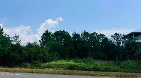 125 Dogwood Road, Bay Saint Louis, MS 39520