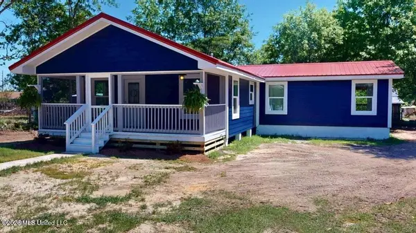 1804 S Davis Street, Leakesville, MS 39451