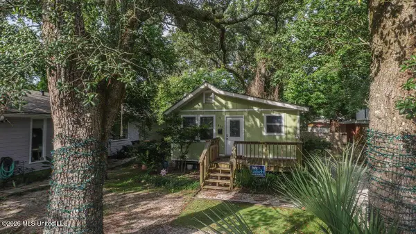 403 Beverly Drive, Biloxi, MS 39530