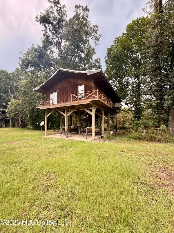 6573 Lake Mary Road, Woodville, MS 39669