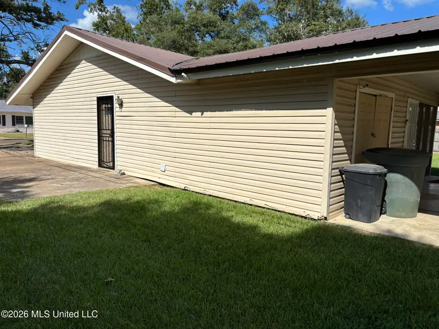 512 Rose Drive, Belzoni, MS 39038 - #3