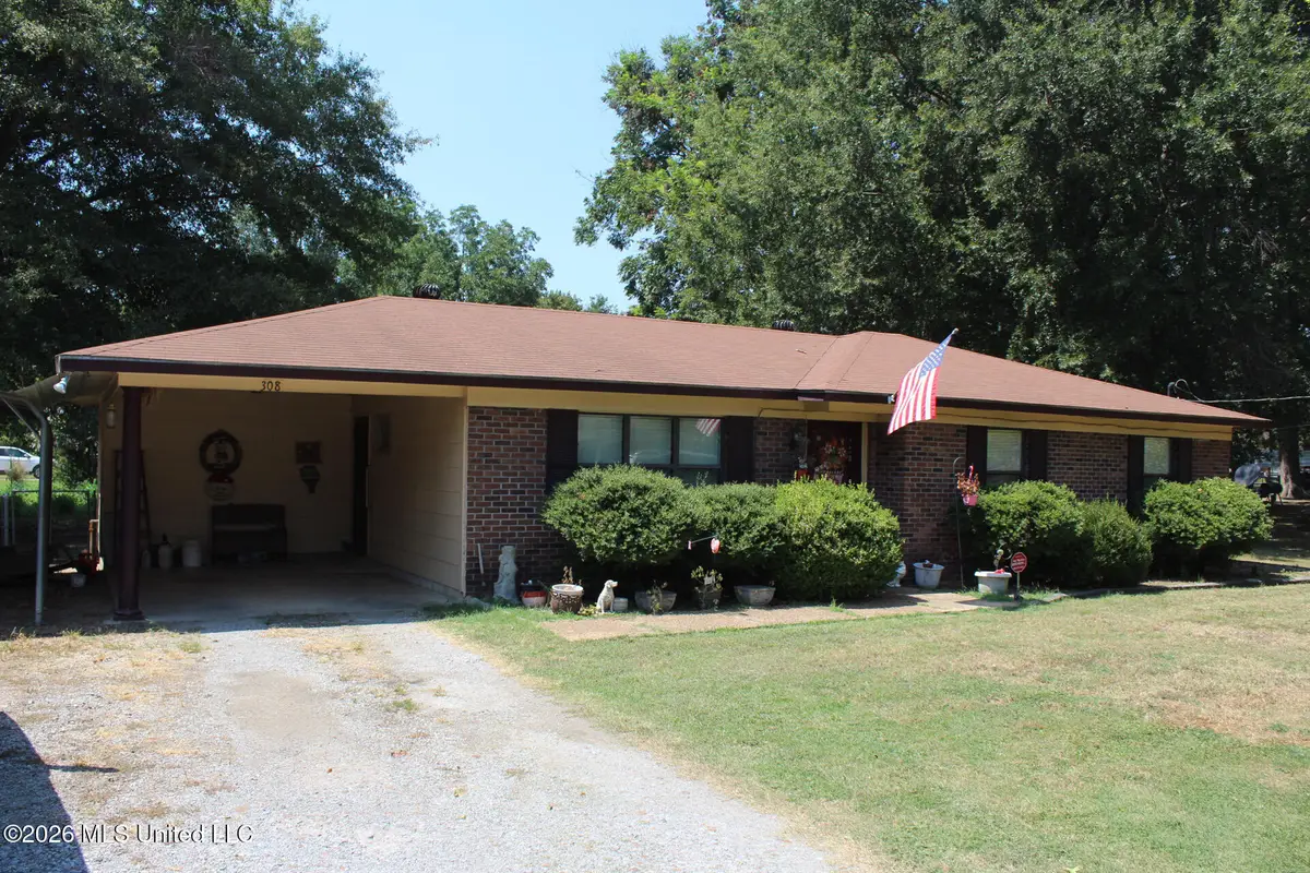 308 Walnut Street, Benoit, MS 38725 - #1