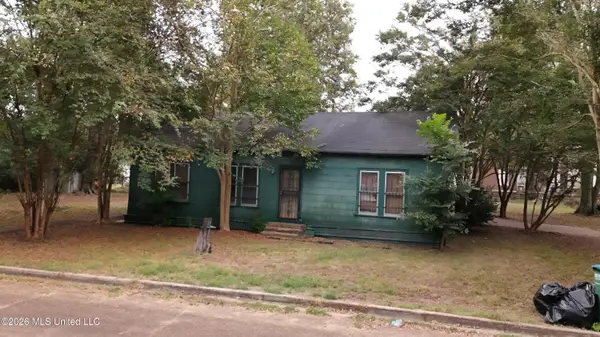 126 Berry Avenue, Webb, MS 38966