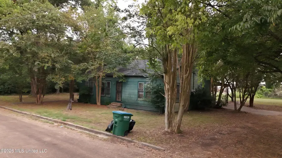 126 Berry Avenue, Webb, MS 38966 - #2