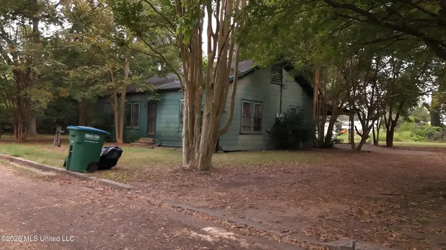 126 Berry Avenue, Webb, MS 38966 - #3