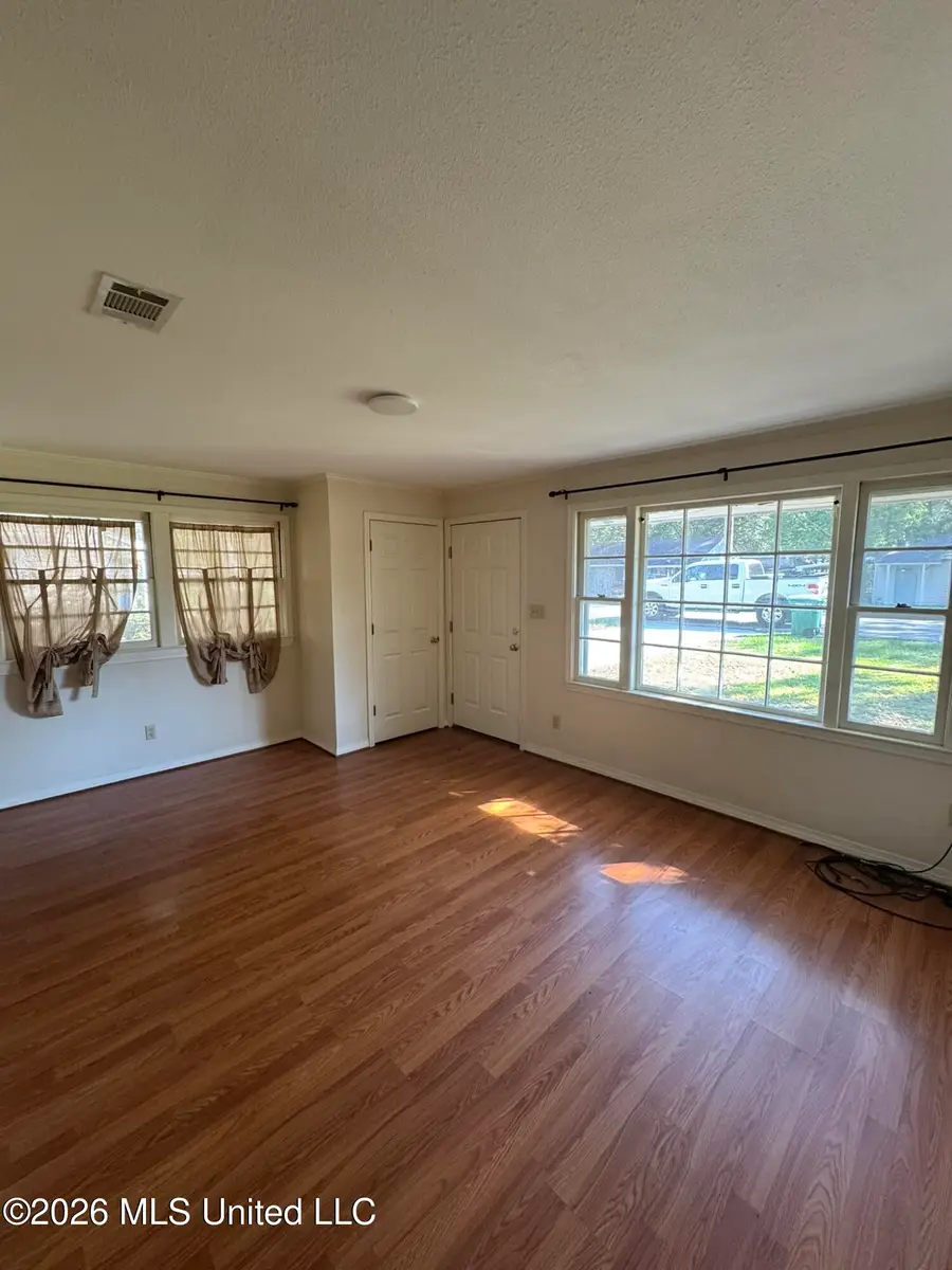 1217 13th Court, Pascagoula, MS 39567 - #3