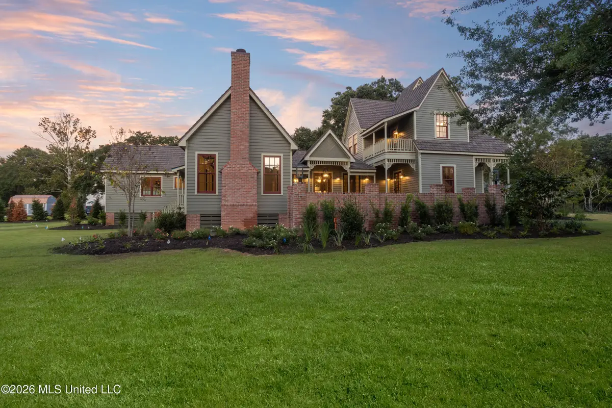 1103 Calhoun Avenue, Ocean Springs, MS 39564 - #1