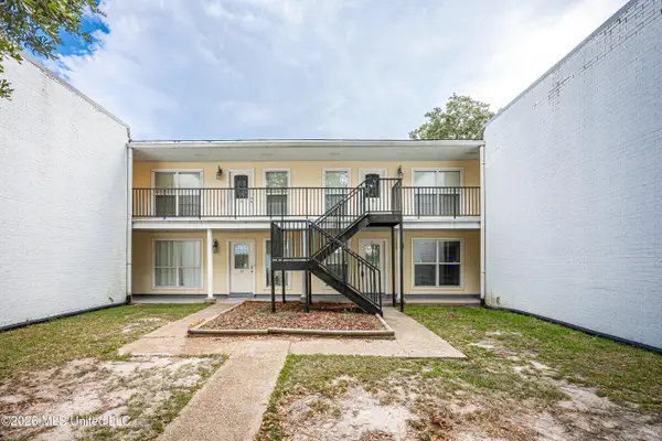 3230 Cumberland Road, Ocean Springs, MS 39564