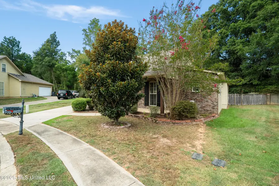 24 Fleur De Lis, Hattiesburg, MS 39402 - #2