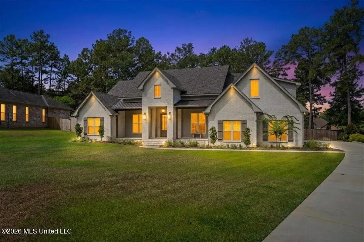 348 40th Place, Hattiesburg, MS 39402 - #1
