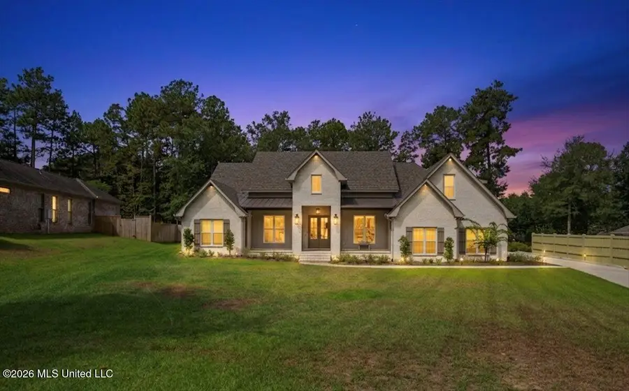 348 40th Place, Hattiesburg, MS 39402 - #3