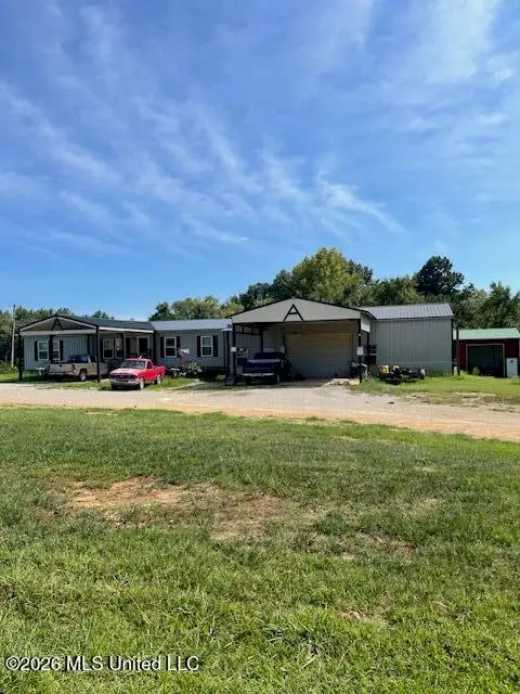 160 Woodsdale Circle, Byhalia, MS 38611